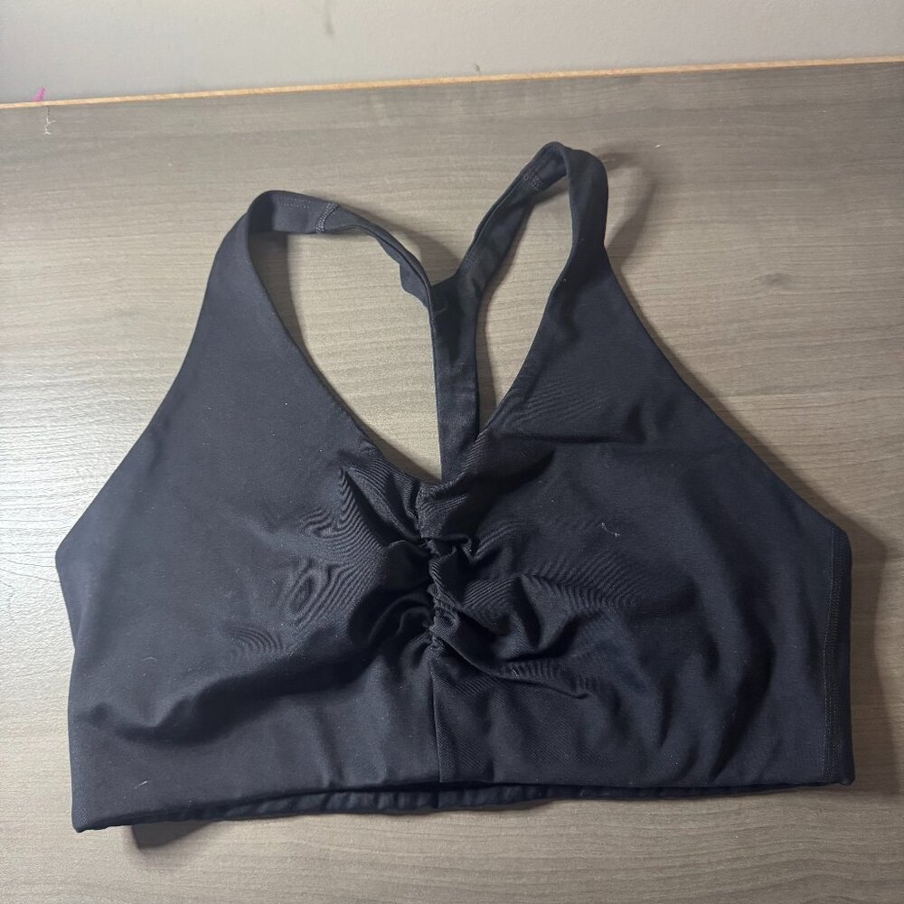 Girlfriend Collective Ruched Front Size L
